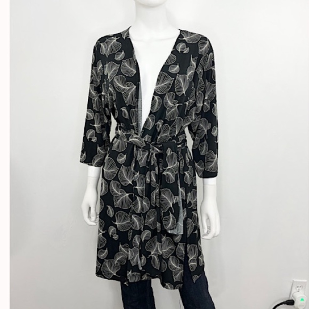 ✨ Carolyn Strauss Top Size Large Never Worn Flowy Casual Chic ✨ - Picture 2 of 8